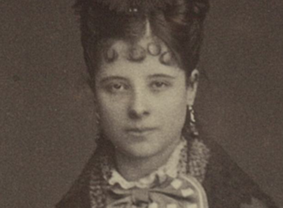 Ginés y Ortiz, Adela