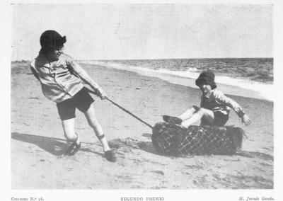 Jugando en la playa