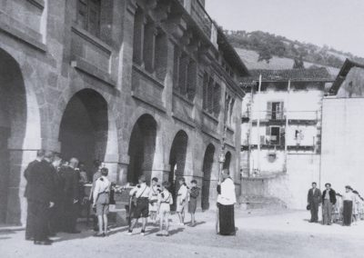 Bajos del ayuntamiento de Leiza. Entierro de Rezuma